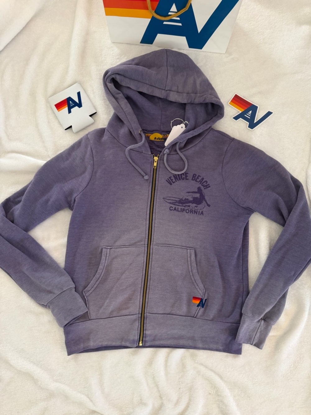 - - NWT Aviator Nation Venice Surfer Zip Hoodie  Faded Grape  Size  Extra Small